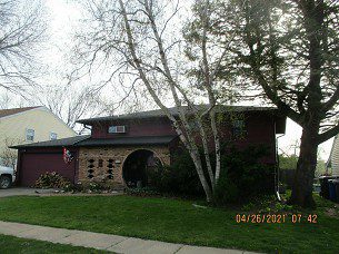 221 Auburn Dr SW, Cedar Rapids, IA 52404